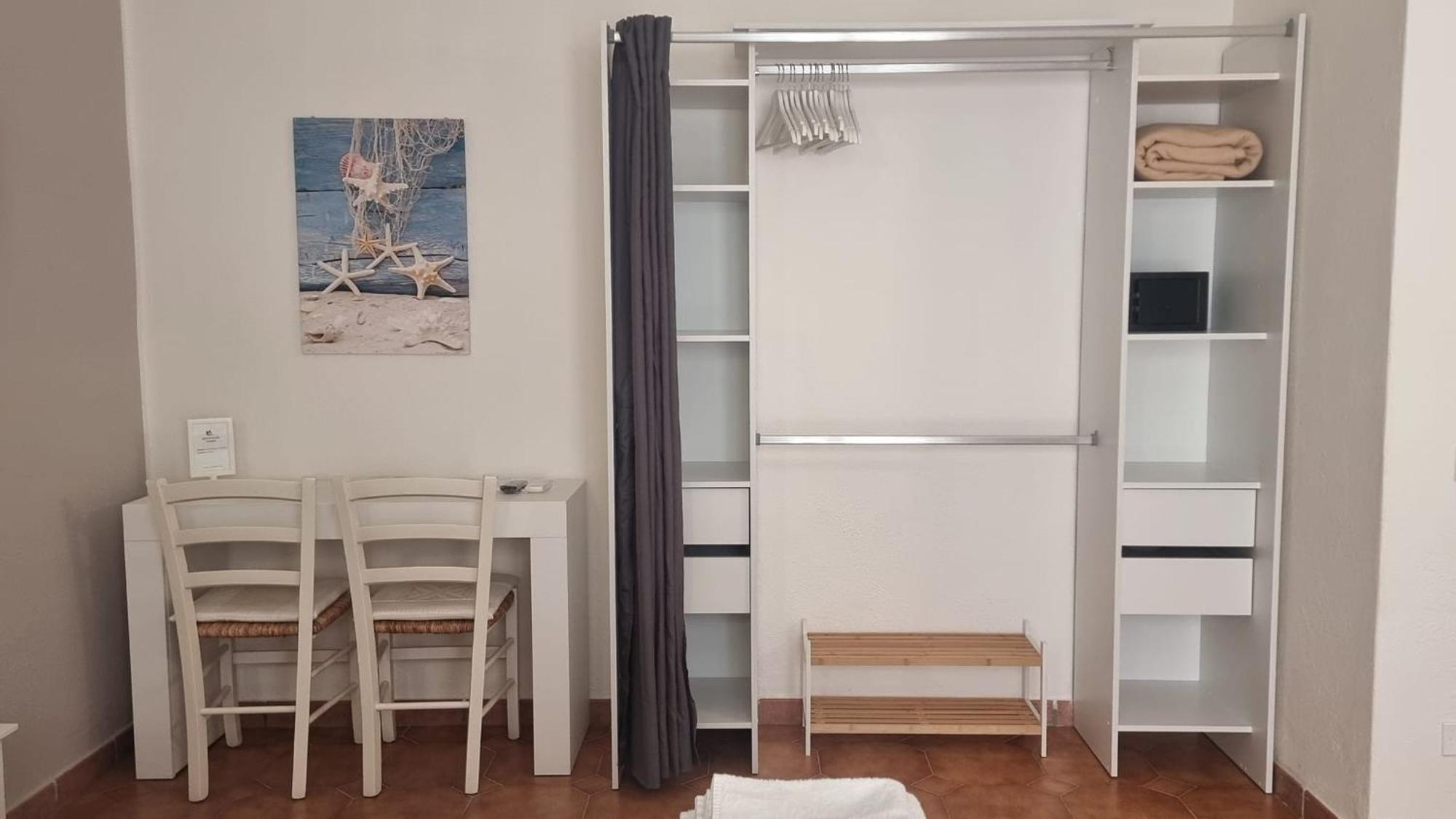Il Piccolo Giardino Rooms & Breakfast 빌라시미우스 외부 사진