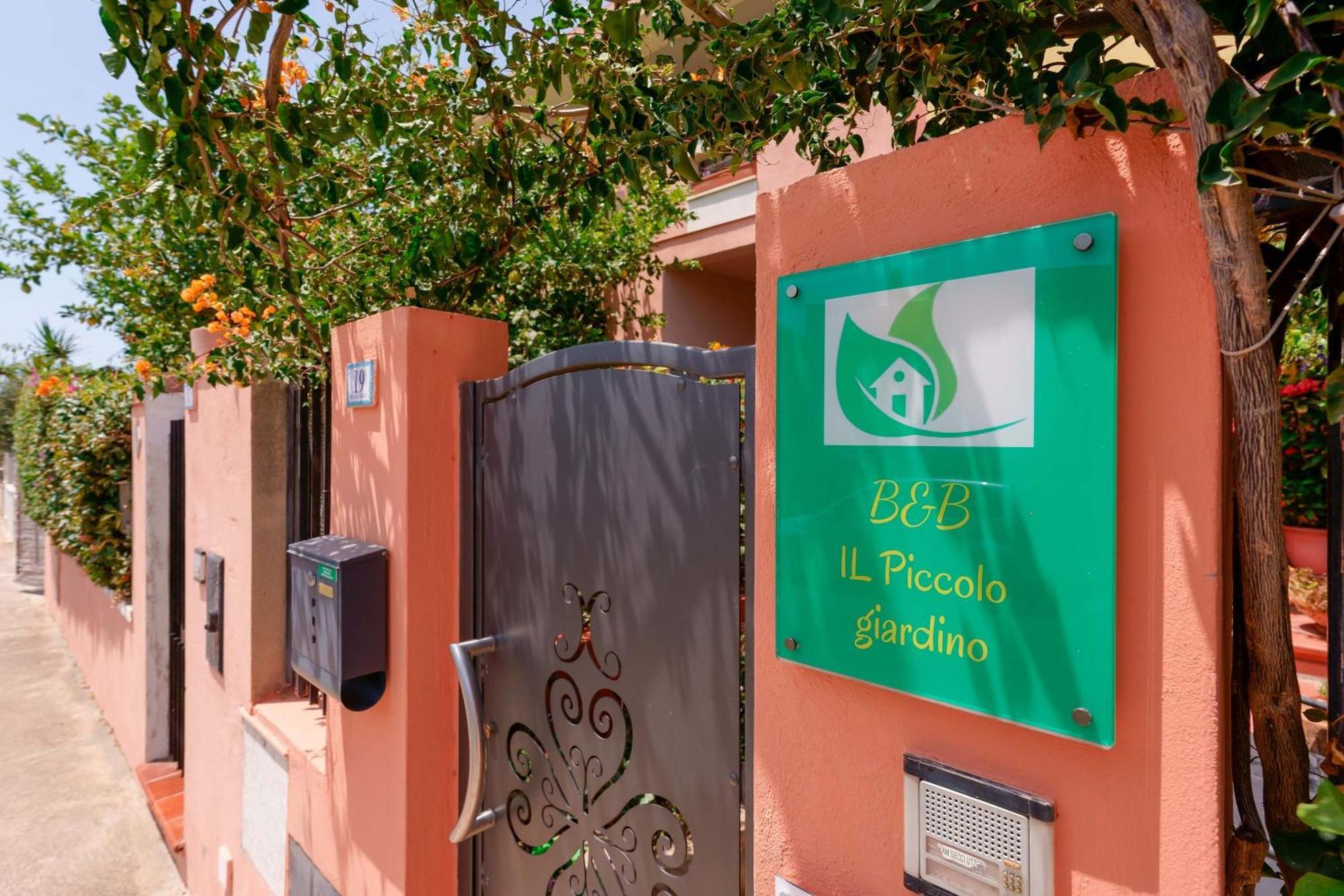 Il Piccolo Giardino Rooms & Breakfast 빌라시미우스 외부 사진